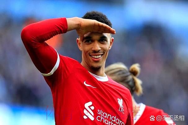 贝尼特斯:阿诺德去皇马很适合 他能狂刷助攻 贝尼特斯:阿诺德去皇马很适合 他能狂刷助攻